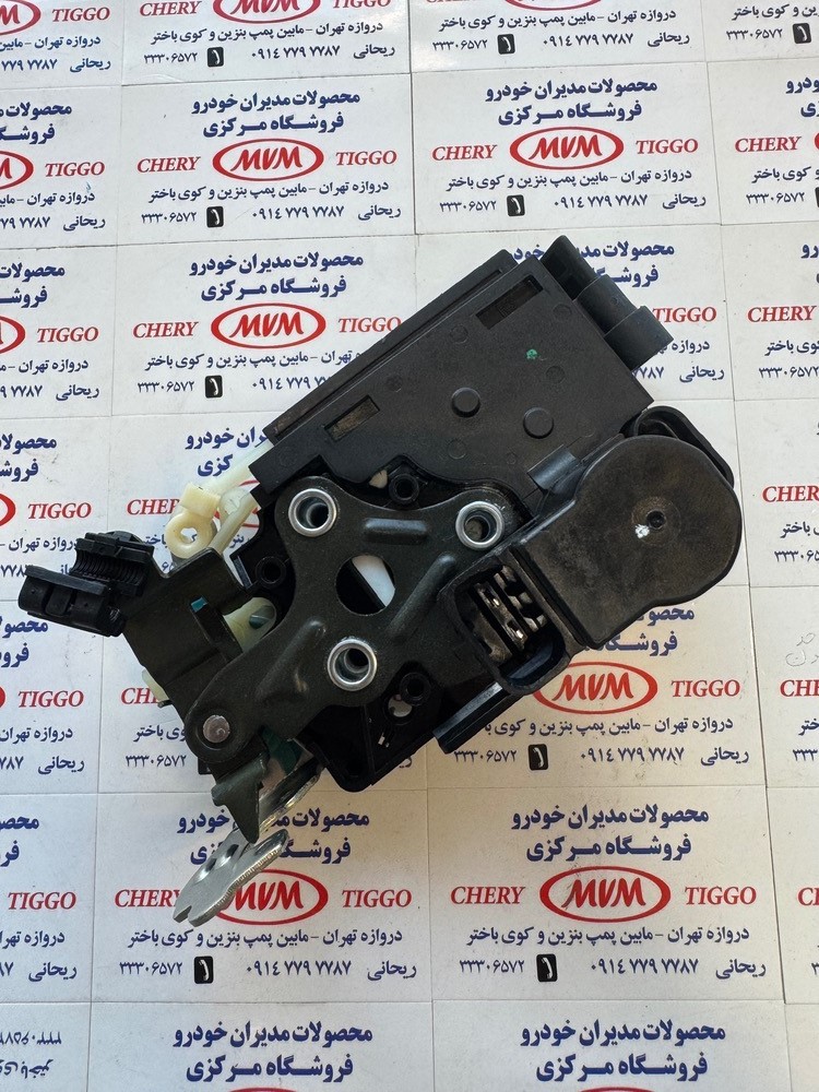 قفل در عقب ام وی ام  ایکس33 اس - مدیران خودرویی - کد فنی T11-6305030PD